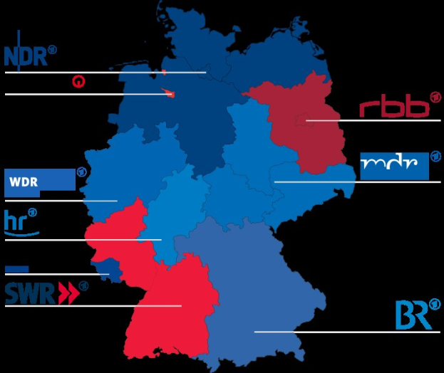 Eine Karte von Deutschland mit in rot und blau hervorgehobenen Bundesländern, die die Ergebnisse der Wahl 2016 mit den Namen der Kandidaten und den Details des Wahltermins zeigt.