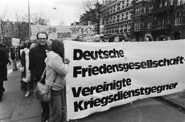 Gewerkschaften und Arbeitgeber ringen um Sozialreformen beim Krisengipfel mit der Regierung