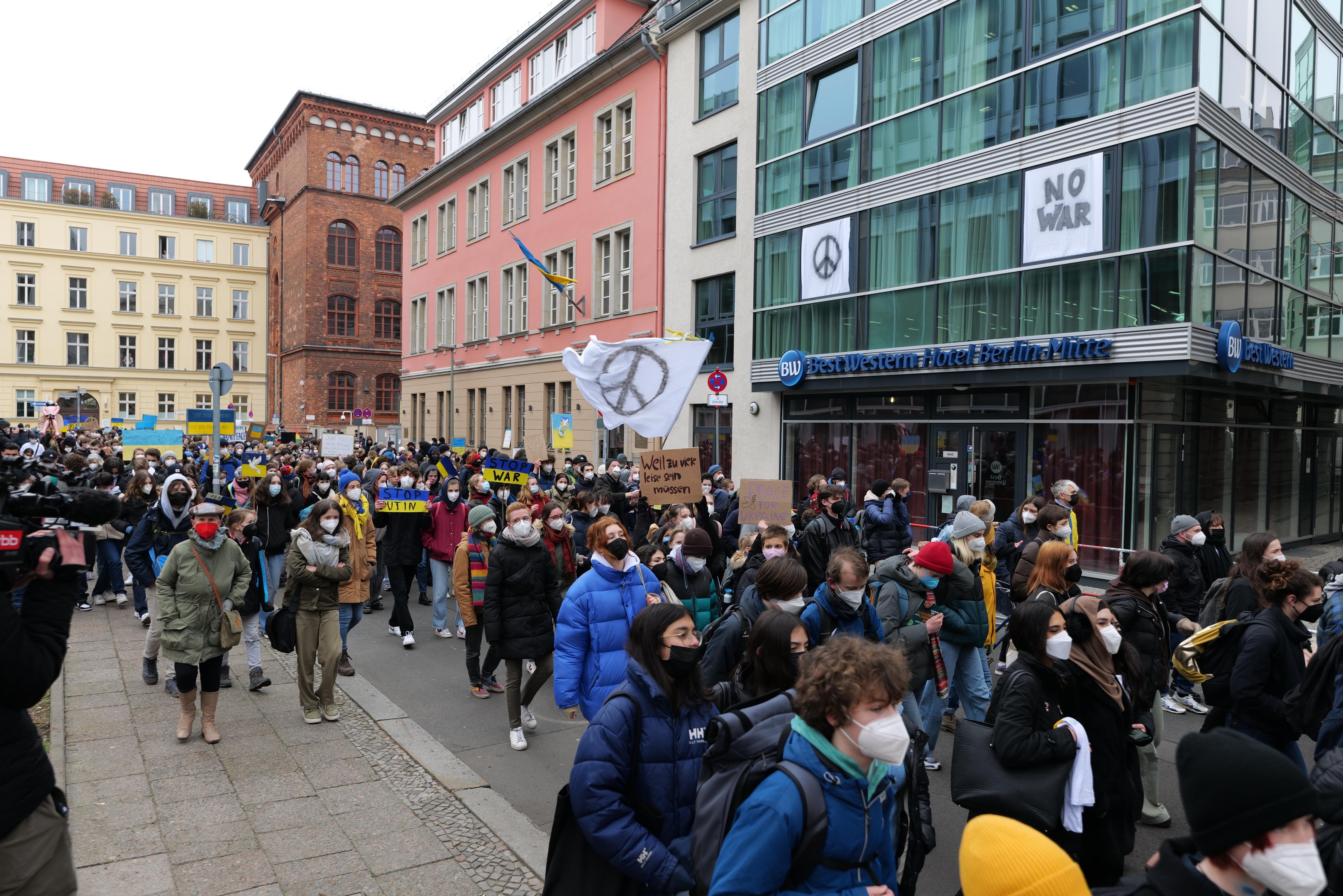 Proteste in Tartu: Esten wehren sich gegen schwedische Häftlinge in ihren Gefängnissen