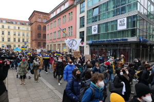 Proteste in Tartu: Esten wehren sich gegen schwedische Häftlinge in ihren Gefängnissen