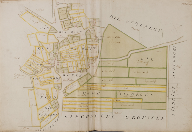 An old book featuring a detailed map of Hamburg, Germany, with accompanying text about the city's population, streets, and landmarks.