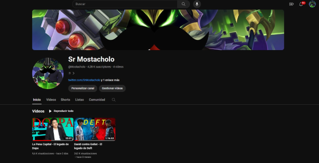 Screenshot einer Website mit schwarzem Hintergrund und animierten Bildern und Text, der "Wie lade ich YouTube-Videos herunter" liest, wahrscheinlich eine YouTube-Video-Streaming-Dienst-Schnittstelle.
