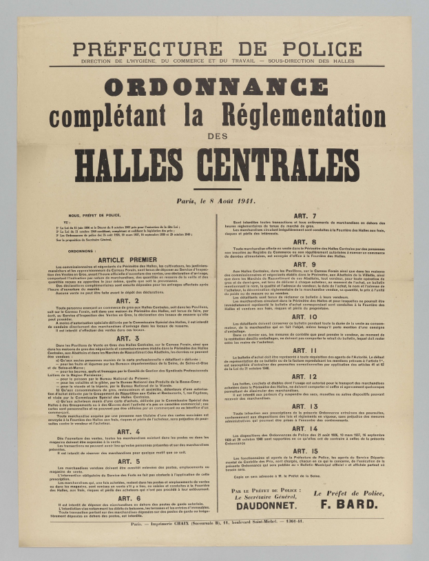 Document titled "ordnance completant la réglementation des halles centrales" related to regulatory completion in the Halles Centrales region of France.