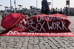 Britisches Gesetz gegen Konversionstherapien löst hitzige Debatten aus