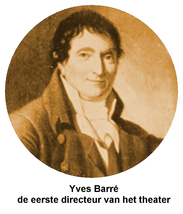 Portrait von Yves Barre, dem Theaterregisseur, in einem schwarzen Anzug und weißem Hemd mit ernstem Gesichtsausdruck, zurückgekämmtem Haar und direktem Blick in die Kamera, mit fetter Schrift unten.